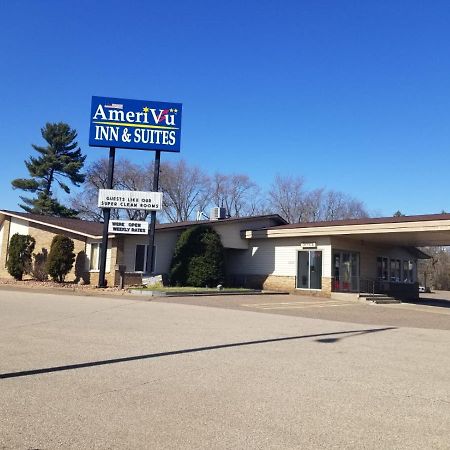 Amerivu Inn & Suites О-Клэр Экстерьер фото